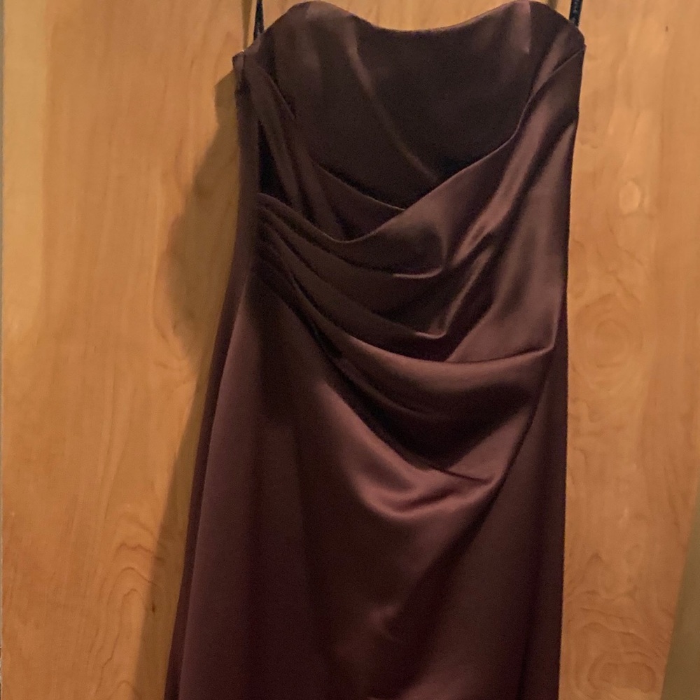 Rich chocolate brown strapless pretty prom dress!